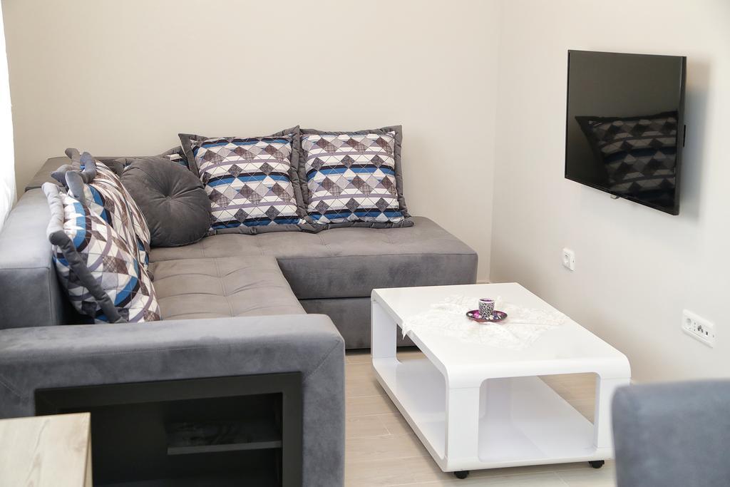 Apartmani Meb Dobra Voda Extérieur photo